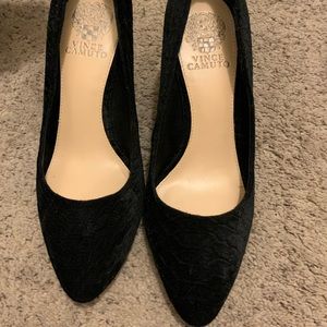 Black Vince Camuto Pumps
